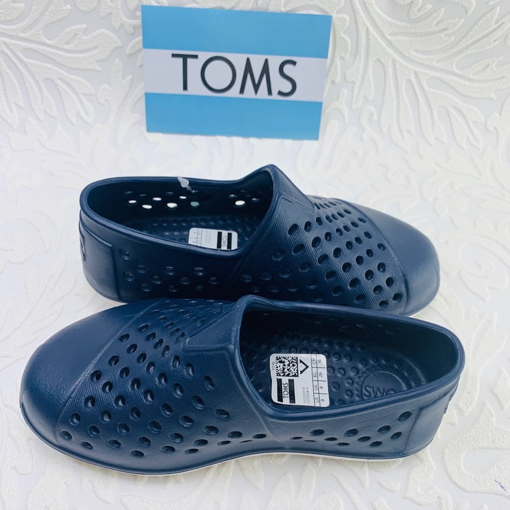 Toms kids vented blue romper slip on size 9